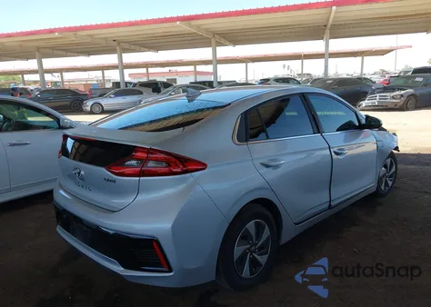 2018 Hyundai Ioniq Hybrid Sel z USA, uszkodzony, nr VIN KMHC75LC8JU098521